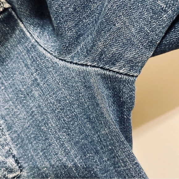 NWT Chico's Tie Dye Denim Jacket Chico's Size 0 Conv. Size 4 - Picture 13 of 15